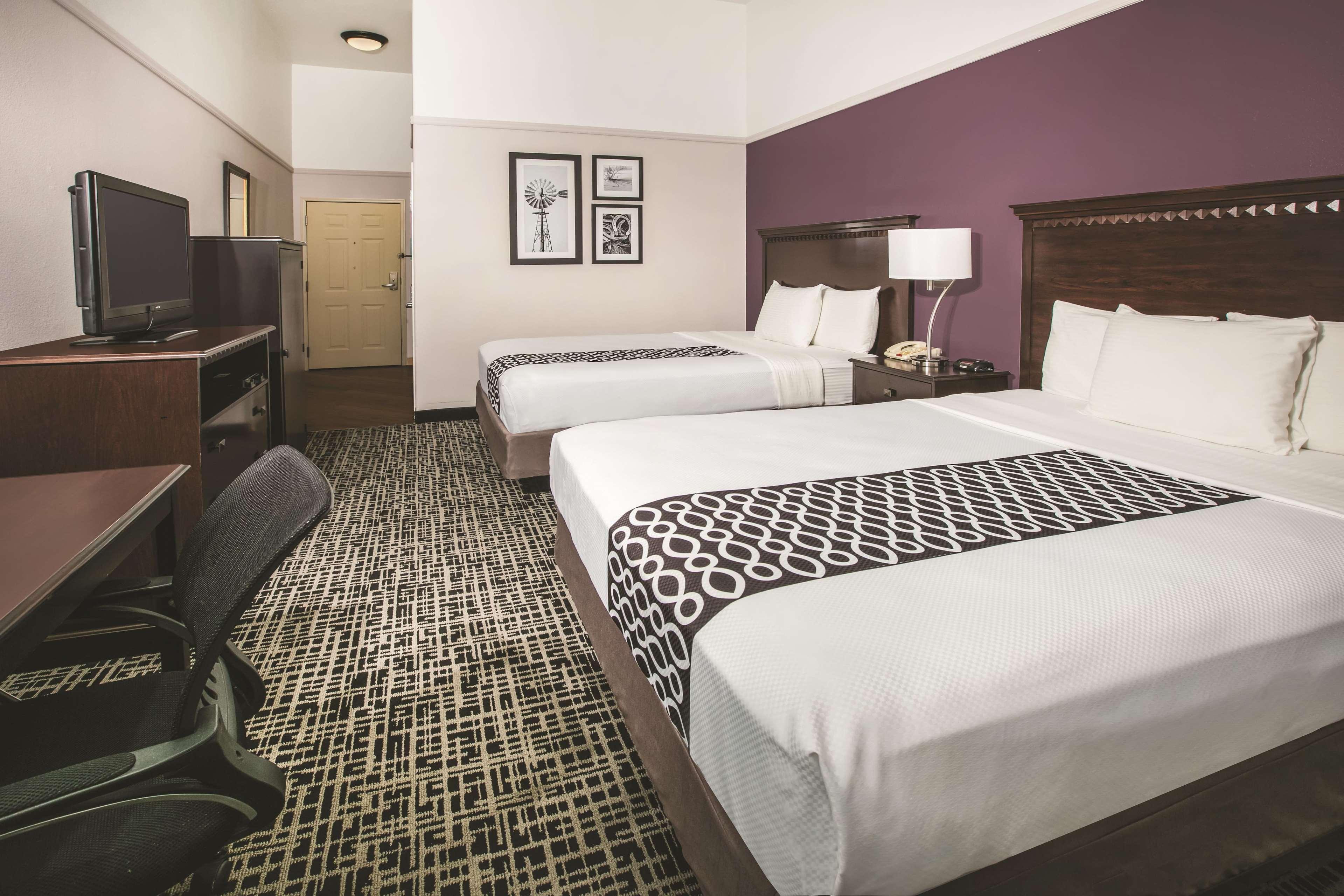 Hotel La Quinta By Wyndham Brownwood Extérieur photo