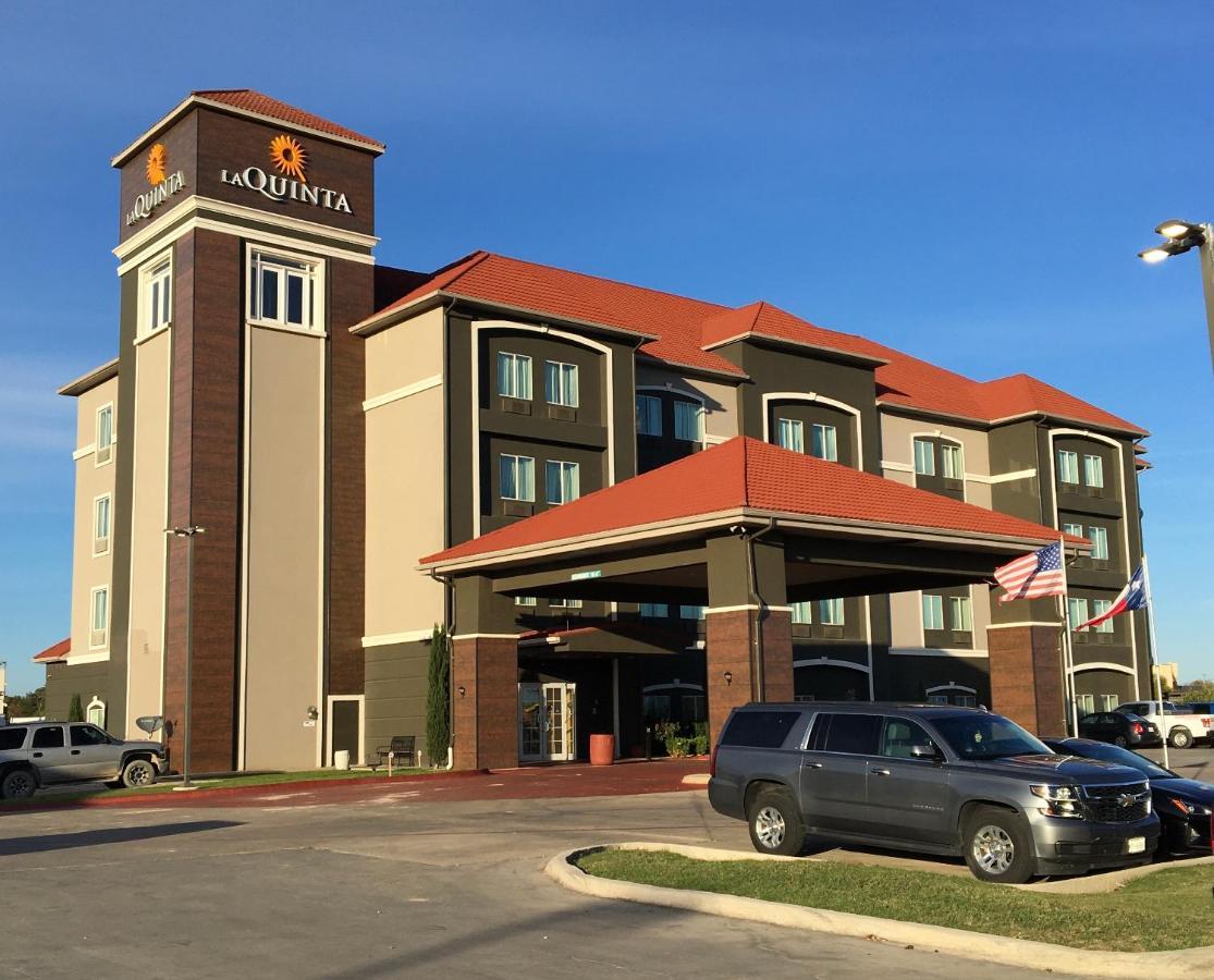 Hotel La Quinta By Wyndham Brownwood Extérieur photo