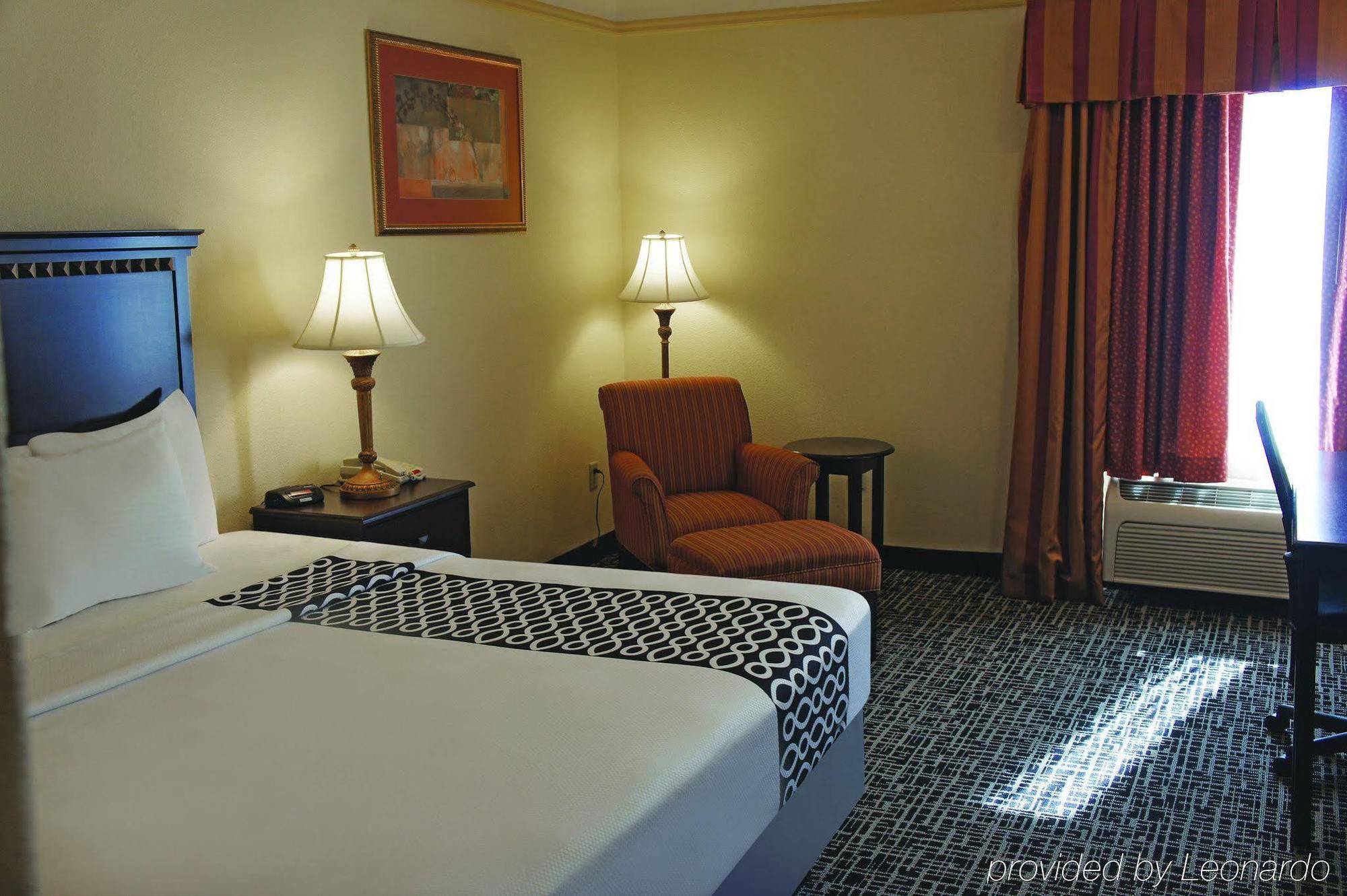 Hotel La Quinta By Wyndham Brownwood Extérieur photo